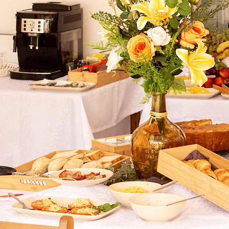 Bed & Breakfast Coral Boutique