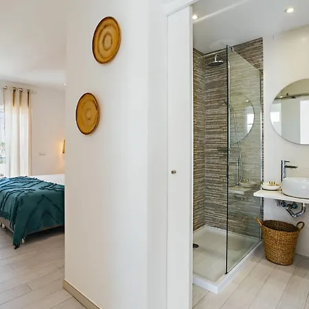 Coral Boutique ベッド・アンド・ブレックファスト アルブフェイラ