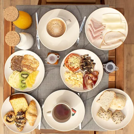 Coral Boutique ベッド・アンド・ブレックファスト アルブフェイラ