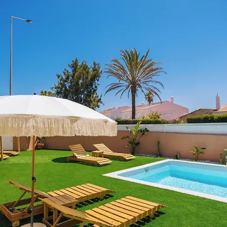 ベッド・アンド・ブレックファスト Coral Boutique