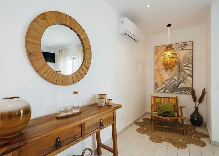 Coral Boutique Bed and breakfast 3*