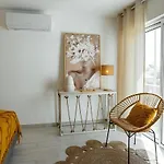 Coral Boutique Bed and Breakfast 3*